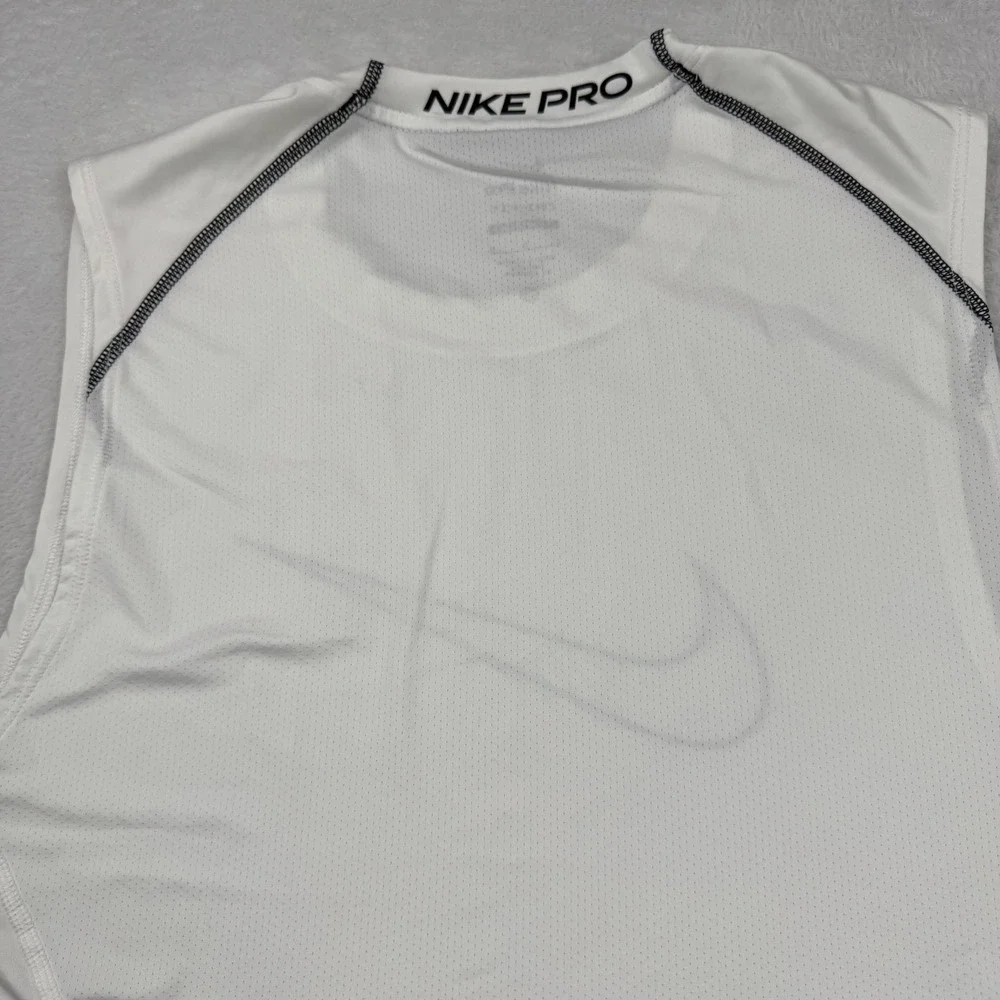 Nike Pro Dri-FIT Tank Top Mens Large White Slim Fit Sleeveless DD1977-100